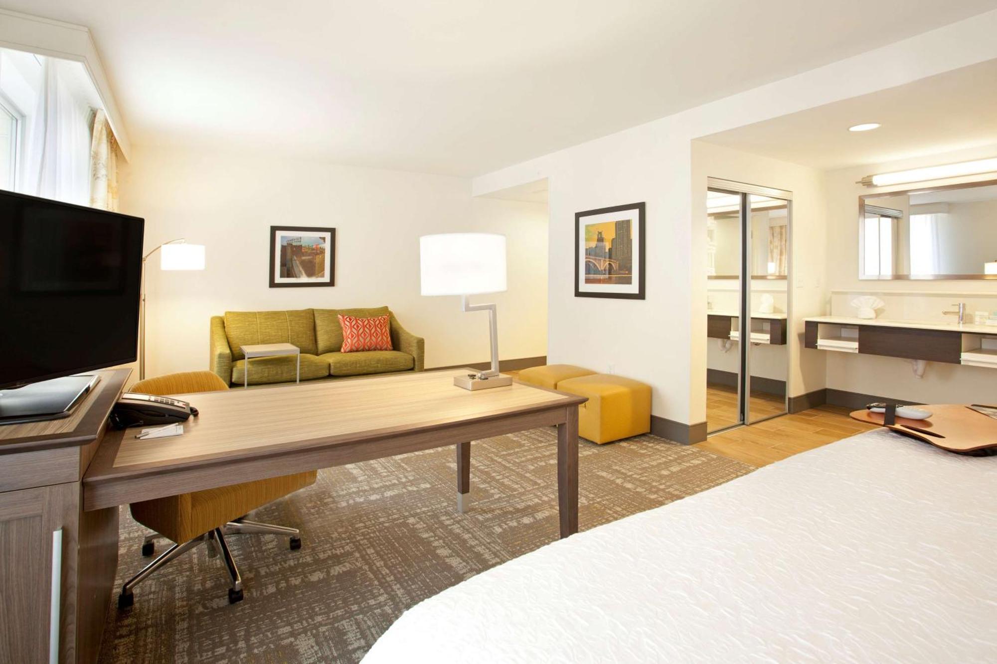 Hampton Inn & Suites - Minneapolis/Downtown Buitenkant foto